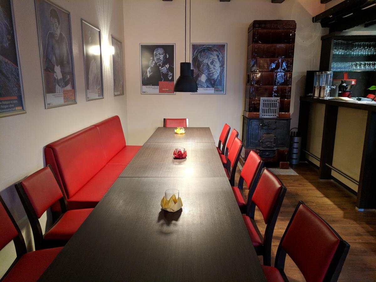 Отель Aprotos Lueneburger Hof Мунстер Экстерьер фото
